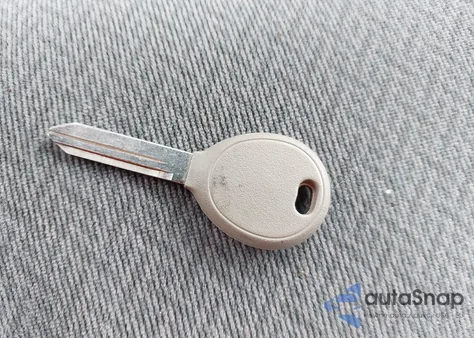 2005 Chrysler Town & Country Lx from USA, damaged, VIN 2C4GP44R25R124424